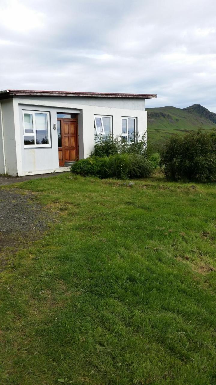 Giljur Guesthouse Vík Exterior foto